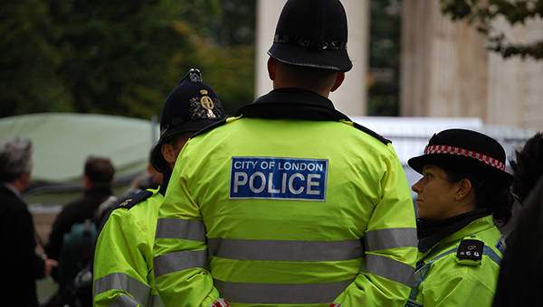 الشرطة البريطانية: إنذار كاذب وراء الطرد المشبوه وسط العاصمة لندن