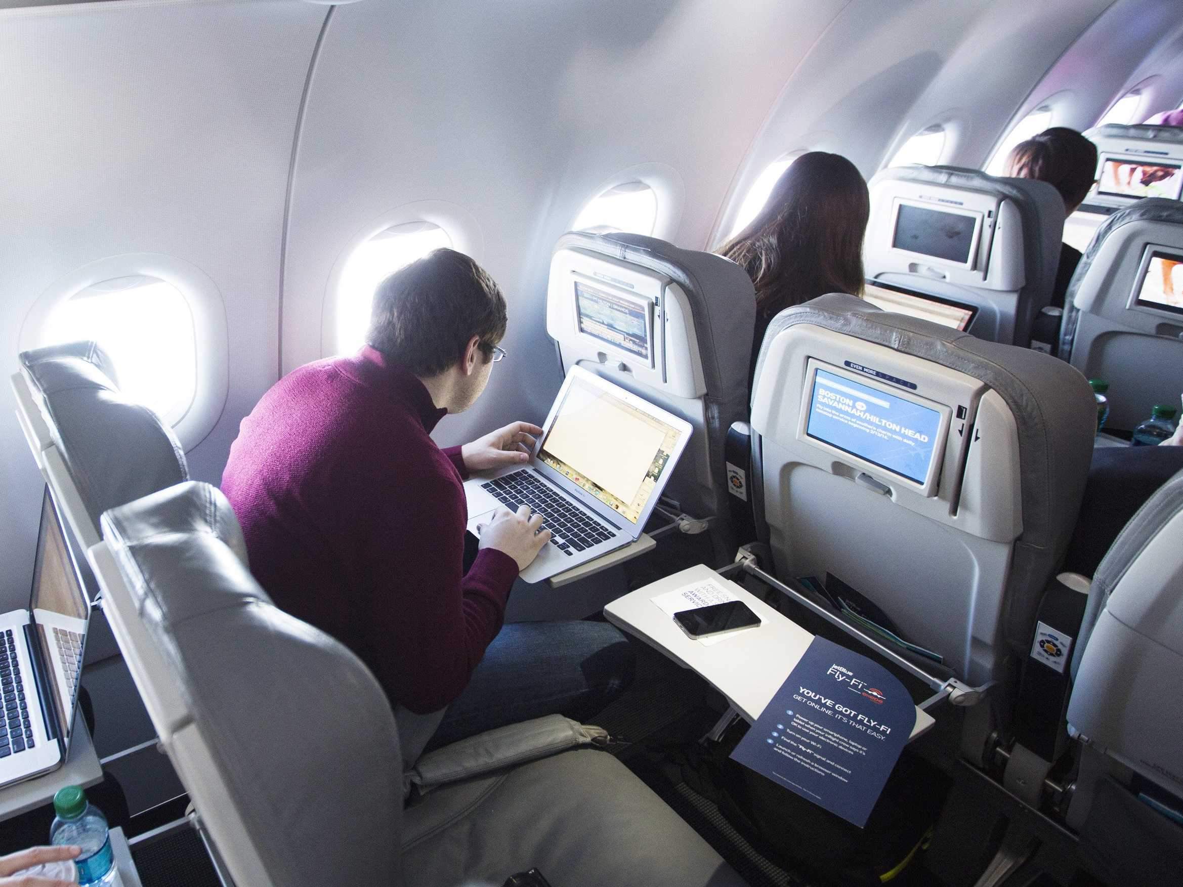 بشرى للمسافرين...إنترنت &quot;غير مسبوق&quot; على متن الطائرات