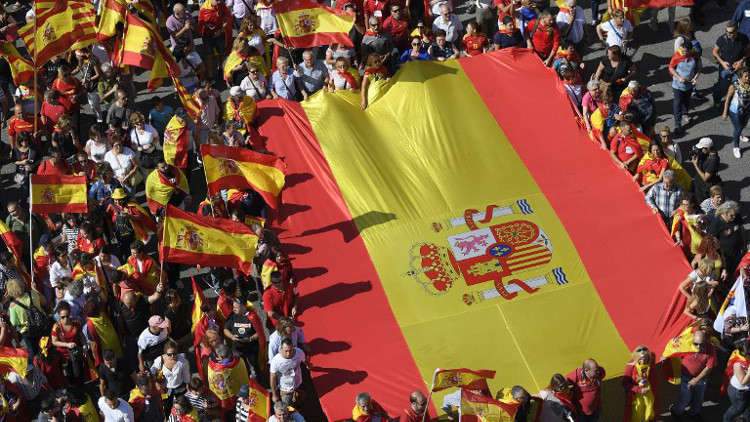 بعد إعلان الانفصال من طرف واحد...المحكمة الدستورية الإسبانية تلغي وثيقة استقلال كتالونيا