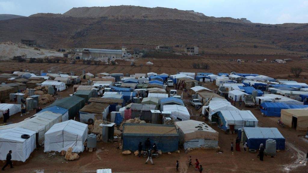 خفايا ترحيل 11 ألف نازح.. الجيش أمهلهم 5 أيام لمغادرة هذه المنطقة