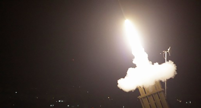 وسائل إعلام إسرائيلية: &quot;القبة الحديدية&quot; تعترض صاروخين أطلقا من قطاع غزة على مستوطنة سيديروت