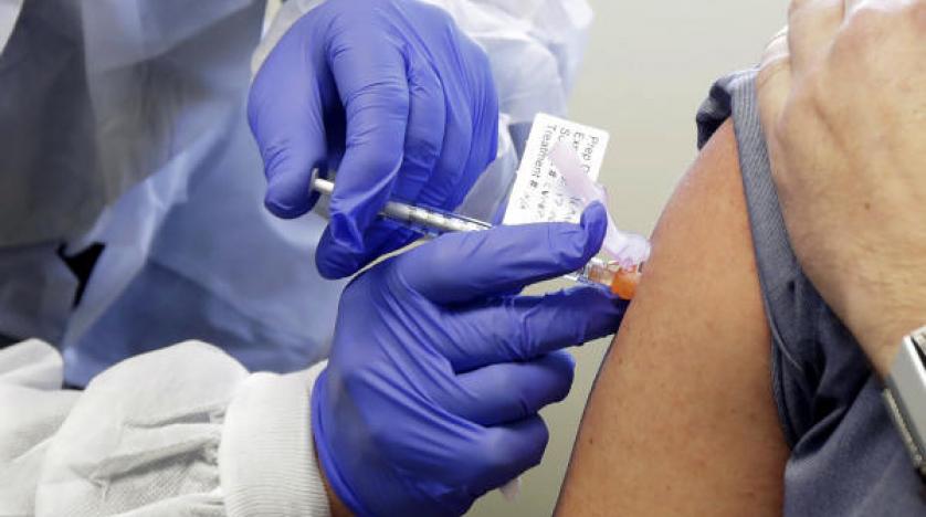 روسيا تبدأ حملة تطعيم جماعي ضد فيروس كورونا في تشرين الأول المقبل