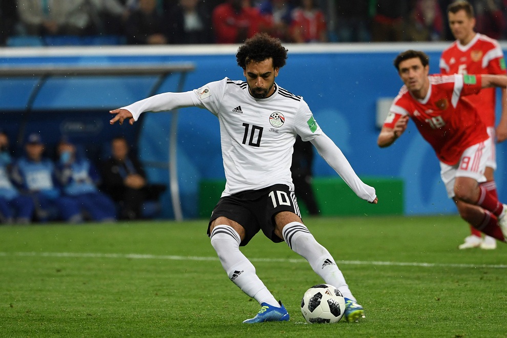 بعد الحديث عن نية محمد صلاح إعتزال اللعب الدولي...مدير المنتخب المصري لكرة القدم يعلّق &quot;لم أسمع شيئا عن رغبته بالإعتزال&quot;!