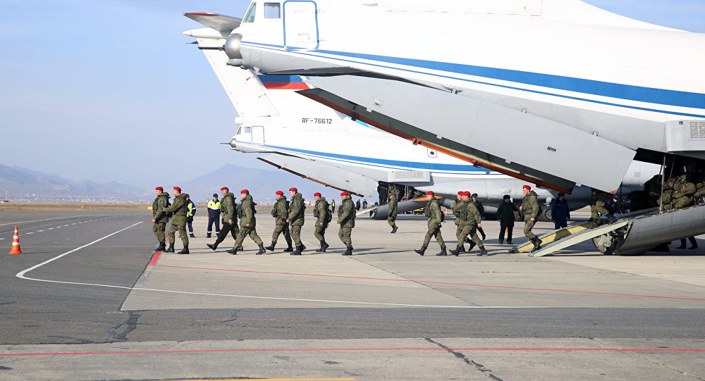 100 جندي توجهوا من سوريا إلى روسيا...مجموعات من أفراد الشرطة العسكرية الروسية عادوا من سوريا بعد أداء مهامهم