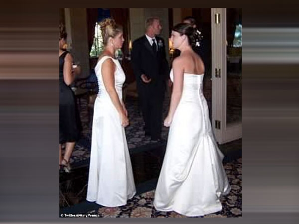 بالصورة/ وصلت إلى حفل زفافها لتجد أن حماتها ترتدي فستان زفاف أبيض