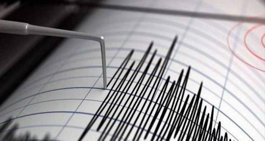 رويترز: زلزال بقوة 5.8 درجة يضرب منطقة الحدود الإيرانية التركية