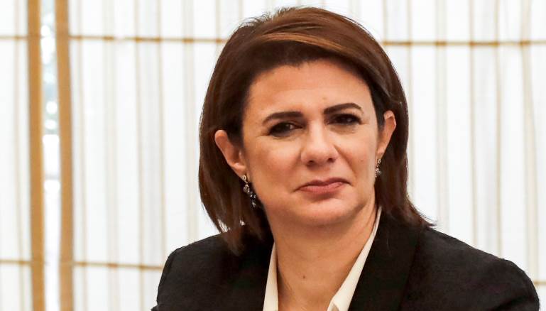 ريا الحسن تهاجم باسيل: &quot;الزميل العزيز&quot; نجح وبجدارة في ازكاء واثارة المزيد والمزيد من الانقسامات على ابسط الامور