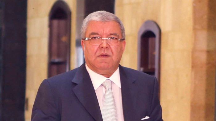 الوزير نهاد المشنوق لم يدل بصوته في انتخاب نائب رئيس للمجلس النيابي وعدد النواب الذين ادلوا باصواتهم بلغ 127 نائباً