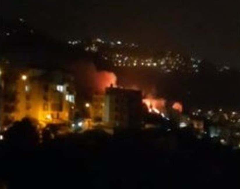 بالفيديو/ حريق كبير في أحد أحراج بلدة غزير - كسروان وتعمل فرق الإطفاء على إخماده
