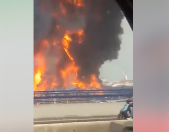 بالفيديو/ لبناني يتلو وصيته الاخيرة اثناء حريق مرفأ بيروت: اذا متنا ترحموا علينا