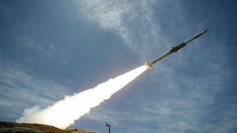 القوة الصاروخية في اليمن تعلن اطلاق صاروخ على الرياض والسعودية تتحدث عن اعتراضه