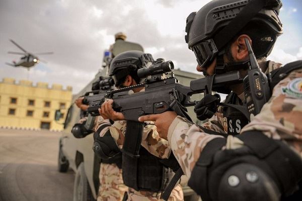 توقيف مسؤول رفيع المستوى في وزارة الدفاع السعودية بعد تلقيه رشوة بقيمة 270 ألف دولار