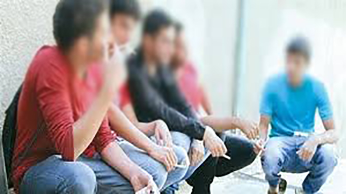 طلاب مدارس يتعاطون المخدرات! بعد توقيف 4 طلاب لبنانيين وخامس تونسي القاضي الزعني اتخذ إجراءات إدارية صارمة في حق 5 مدارس