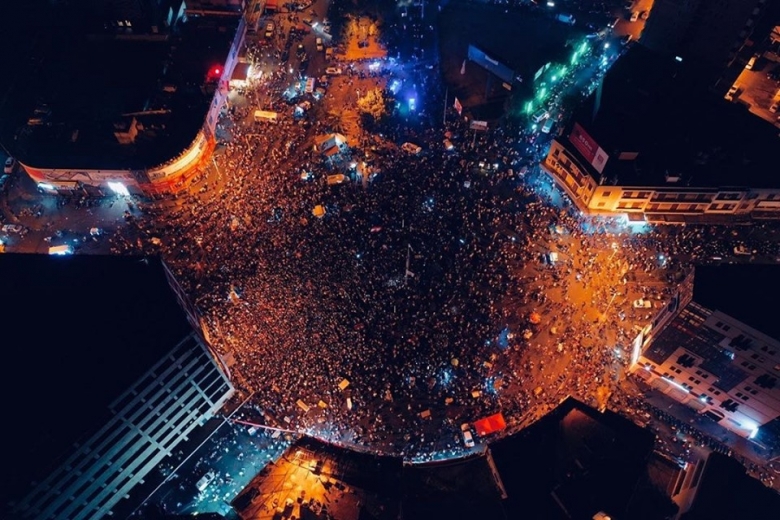 بالصور/ أكثر من ثلاثين ألف متظاهر  في طرابلس اليوم...