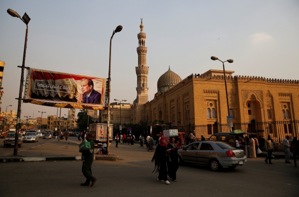 غارات جوية سرية بلغت أكثر من 100 غارة داخل مصر! صحيفة تكشف: غارات &quot;إسرائيلية&quot; على سيناء بموافقة السيسي