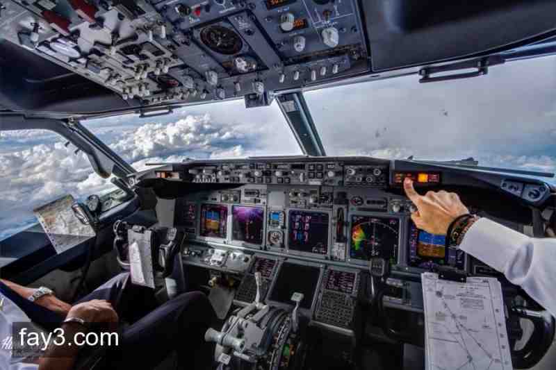 نيويورك تايمز تكشف عن الخلل الكبير في بوينغ 737 ماكس: تنحدر الطائرة بشدة عند تشغيل الطيارالالي