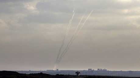 جيش الإحتلال: إطلاق 80 قذيفة صاروخية من غزة باتجاه المستوطنات والقبة الحديدية تعترض عددا منها