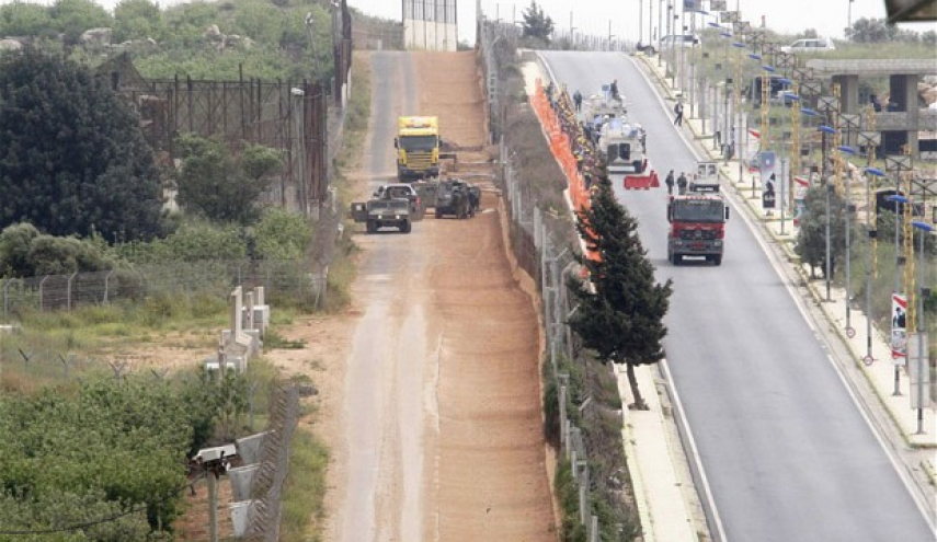 الجيش &quot;الإسرائيلي&quot; يفرض قيوداً على حركة السيارات والمركبات غير العسكرية على الحدود مع لبنان