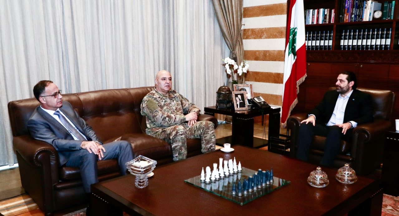 بعد لقائه الرئيس بري... قائد الجيش العماد جوزيف عون يلتقي مع الرئيس الحريري