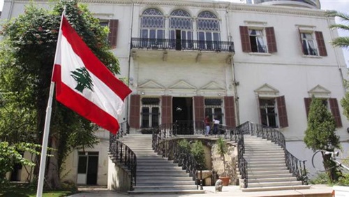 وزارة الخارجية والمغتربين: حل أزمة توقيف اللبناني مازن الأتات بالوسائل القضائية أمام القضاء الفرنسي فقط