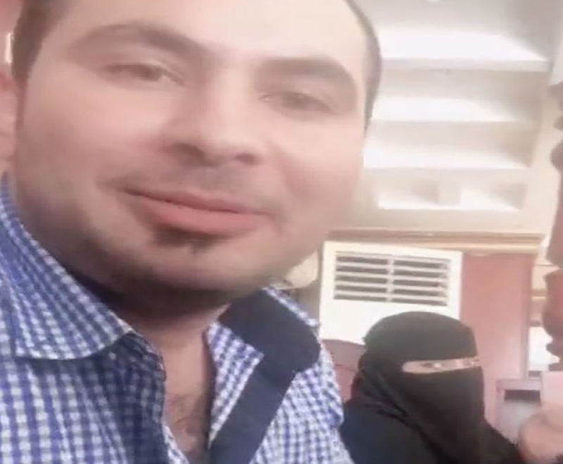 &quot;فطور&quot; زج بهما في السجن...بعد القبض على المصري الذي بث فيديو وهو يتناول طعام الفطور مع زميلته في السعودية...توقيف الفتاة المشاركة