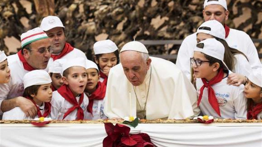 البابا فرنسيس يقارن عمليات الإجهاض بجرائم النازية...&quot;يجب قبول الأطفال كما هم&quot;