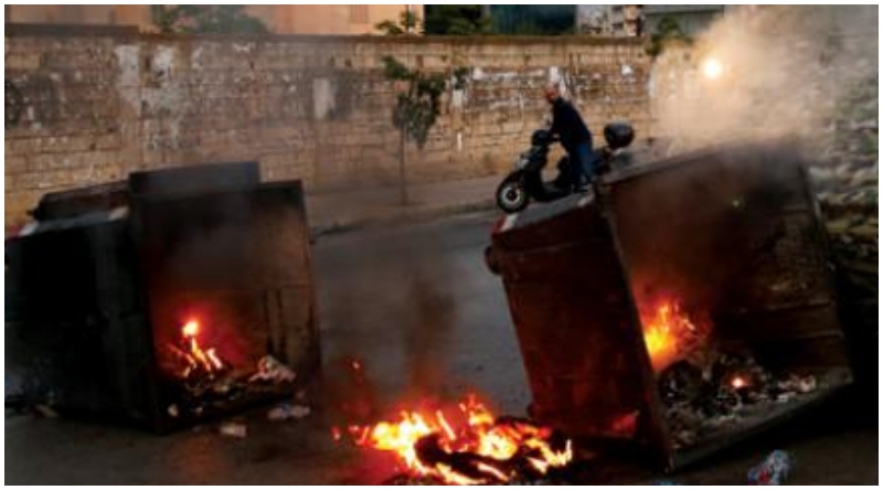 محتجون قطعوا الطريق في فردان بسبب تردي الاوضاع المعيشية والتقنين