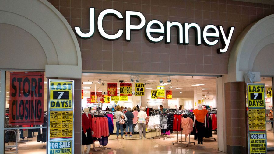 شبكة سي إن بي سي الأمريكية نقلا عن مصادر: متاجر &quot;jcpenney&quot; التي توظف 90 ألف شخص تتجه لإعلان إفلاسها