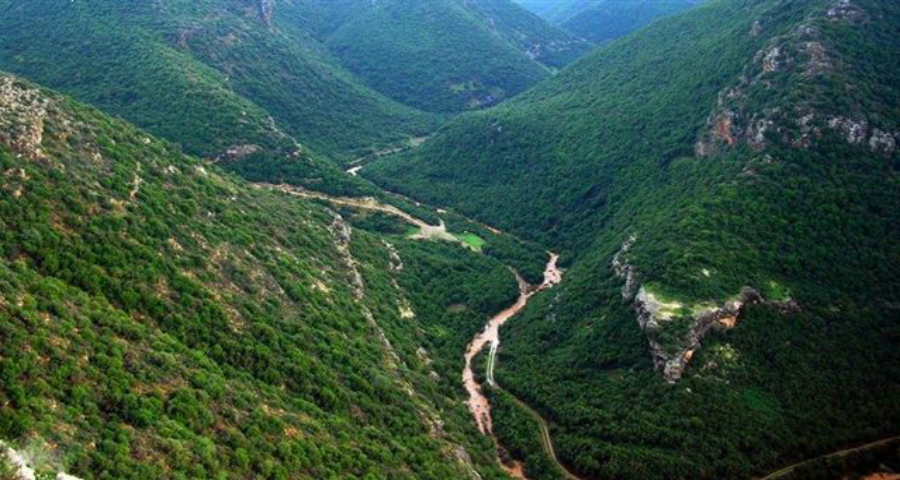وادي زبقين يستحق أن يكون محمية طبيعية محصنة...الحركة البيئية طالبت وزارة البيئة بإتخاذ الإجراءات لوقف الأشغال التي تهدد وادي زبقين