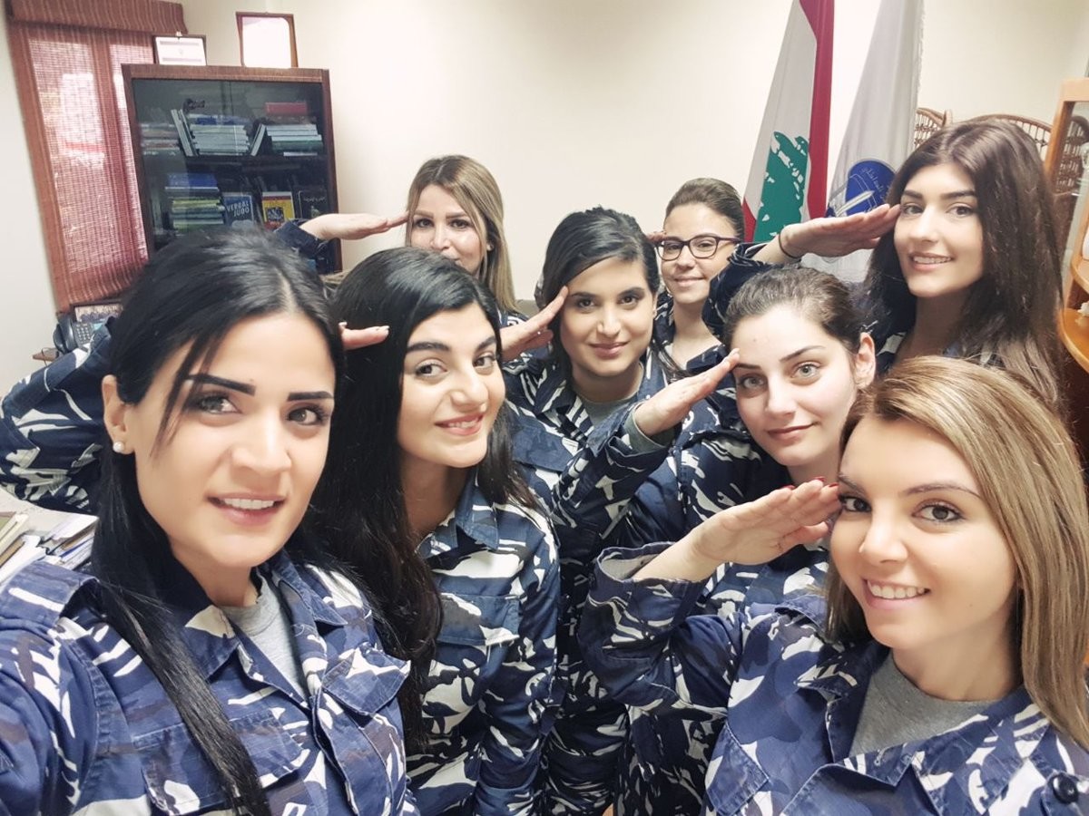 من أمهات &quot;الأمن الداخلي&quot; الى أمهات لبنان.. تحية &quot;على الطريقة العسكرية&quot;