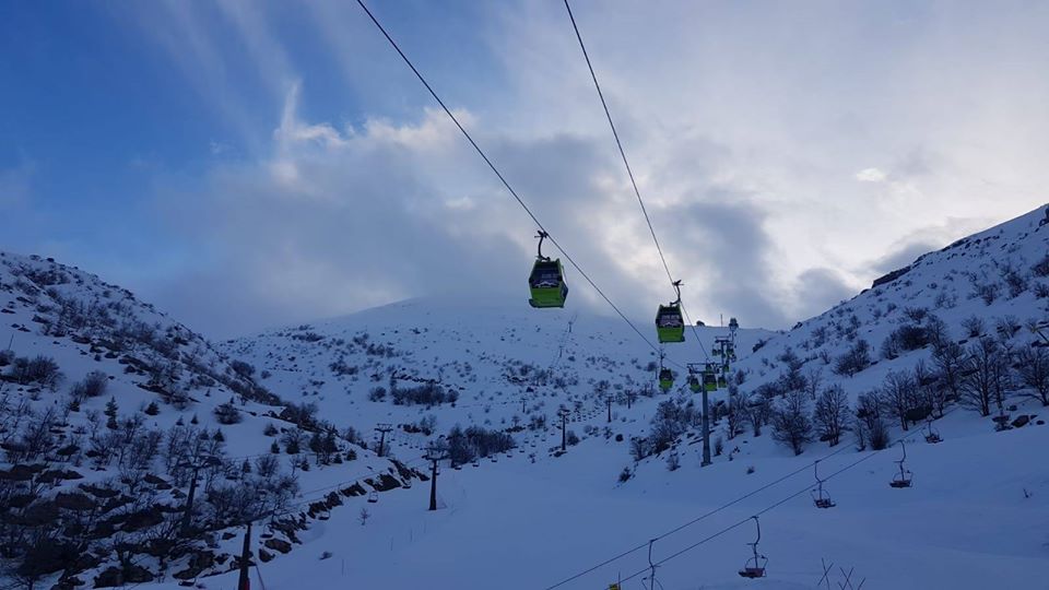 بعد الأجواء الربيعية...الطقس يتحول غداً إلى عاصف وماطر بغزارة