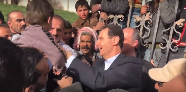 فيديو جديد للرئيس السوري بشار الأسد مع أهالي الغوطة الشرقية