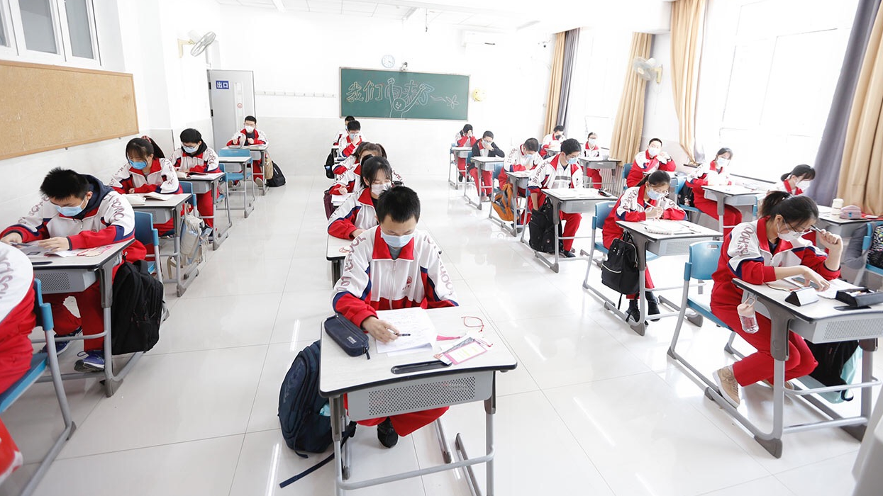 مدينة ووهان الصينية، بؤرة تفشي كورونا تعلن أن كل مدارسها ستستأنف نشاطها يوم الثلاثاء