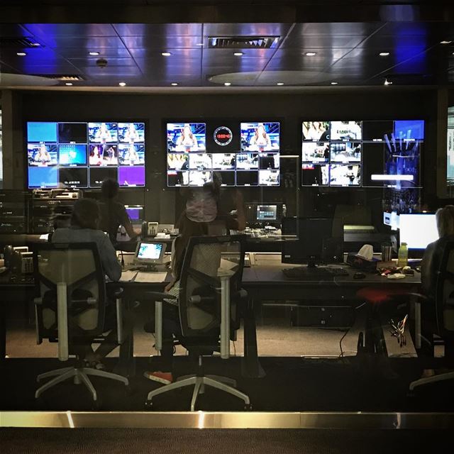 بعد قطع البث...وعطفاً  على طلب المجلس الوطني للاعلام الـ MTV ستبث مجدداً بدءاً من السادسة من مساء اليوم 
