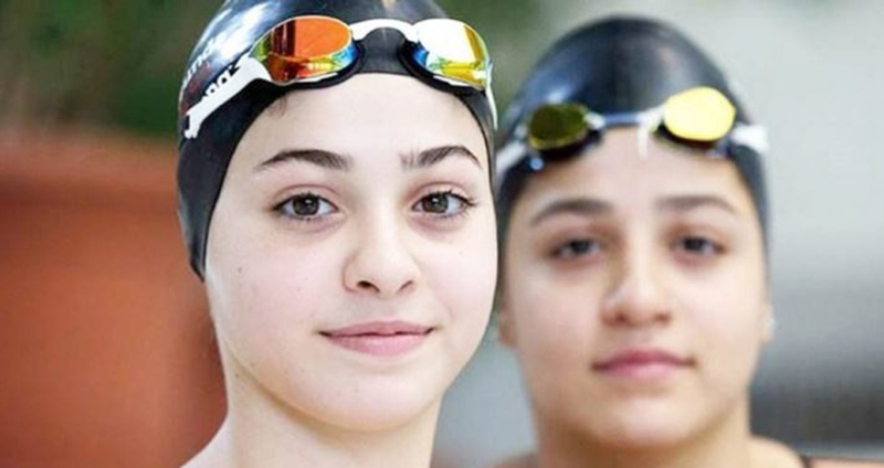 السباحة السورية البطلة التي أنقذت حياة 18 لاجئاً عبر السباحة...&quot;سارة&quot; معتقلة لدى السلطات اليونانية بسبب مساعدة اللاجئين