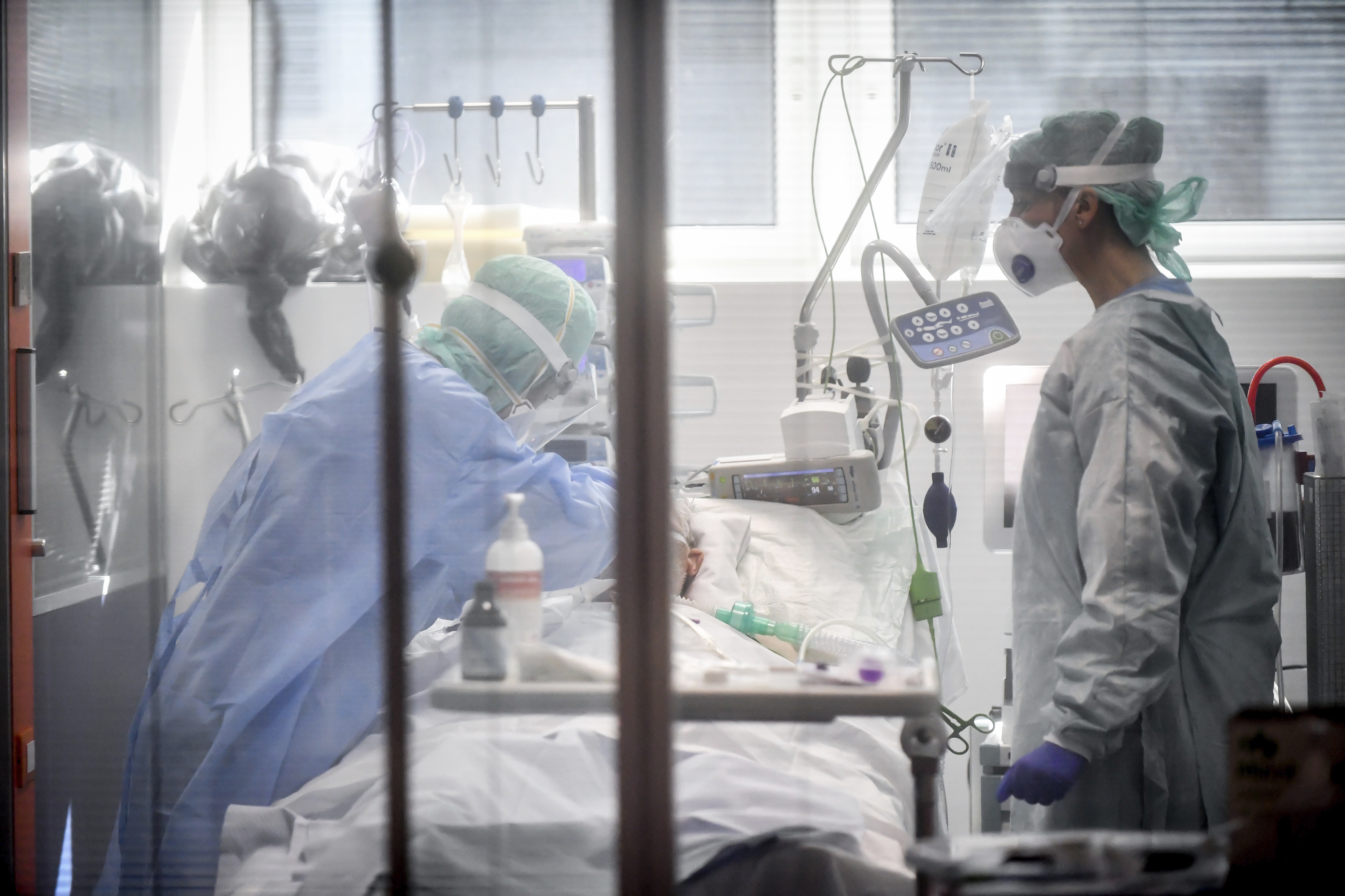 أ.ف.ب. وفاة 100 طبيب إيطالي بسبب فيروس كورونا حتى الآن